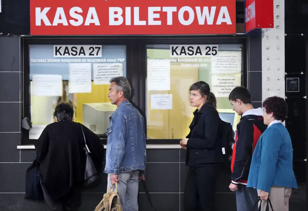 kasa biletowa na dworcu PKP