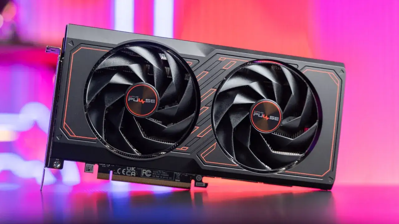 Sapphire RX 7600 Pulse Grafikkarte mit zwei L&uuml;ftern, bereit f&uuml;r den rx 7600 benchmark.