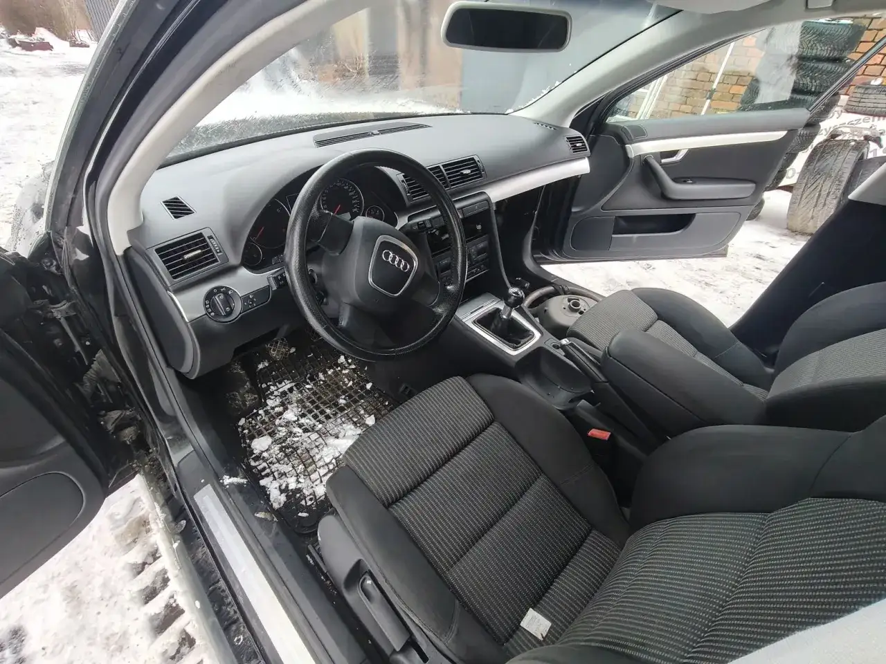 Audi A4 B6 wnętrze podgrzewane fotele
