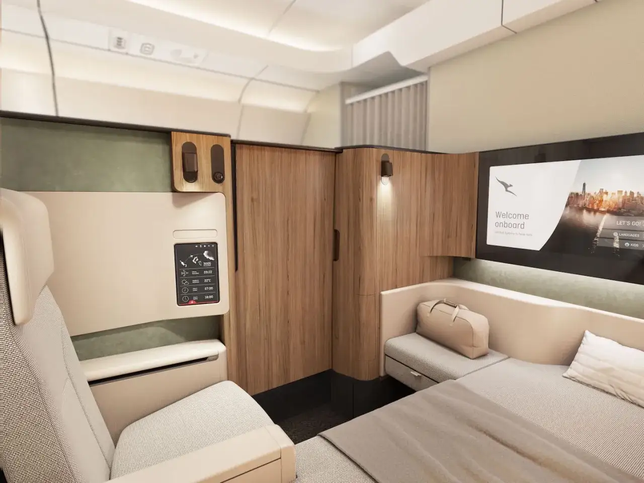 Luxuri&ouml;se Kabine mit Bett und Sitz. Die **first class flug kosten** spiegeln diesen Komfort wider.