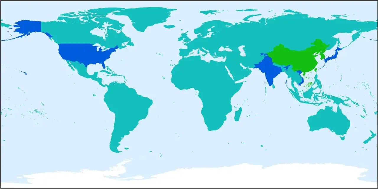 Weltkarte zeigt die Herkunft der Nashi-Birne: China (gr&uuml;n), Indien & USA (blau).