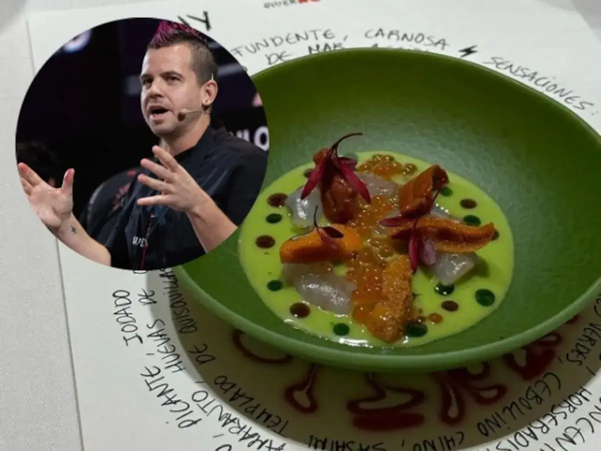 Dabiz Muñoz Zaragoza, chef innovador, presenta un plato de marisco con erizo y huevas, una explosión de sabores.