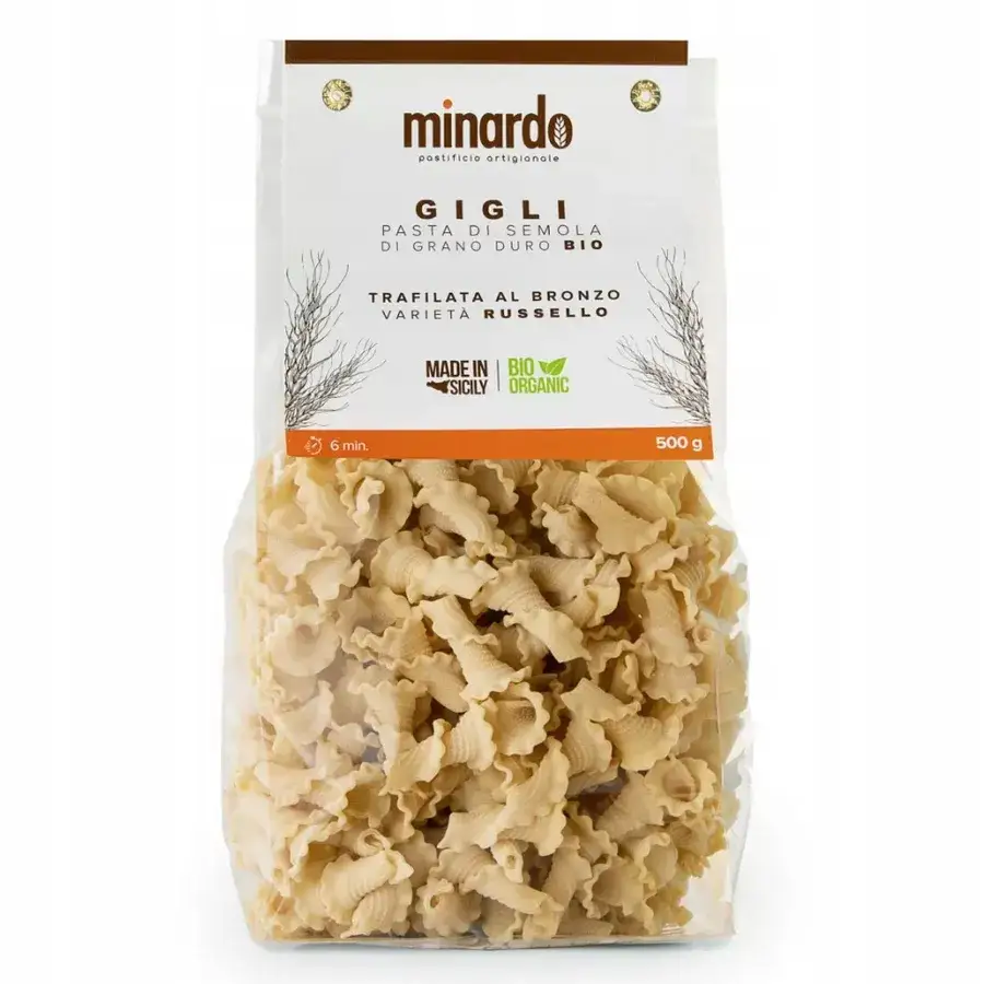 wysokiej jakości makaron semolina parmigiano reggiano