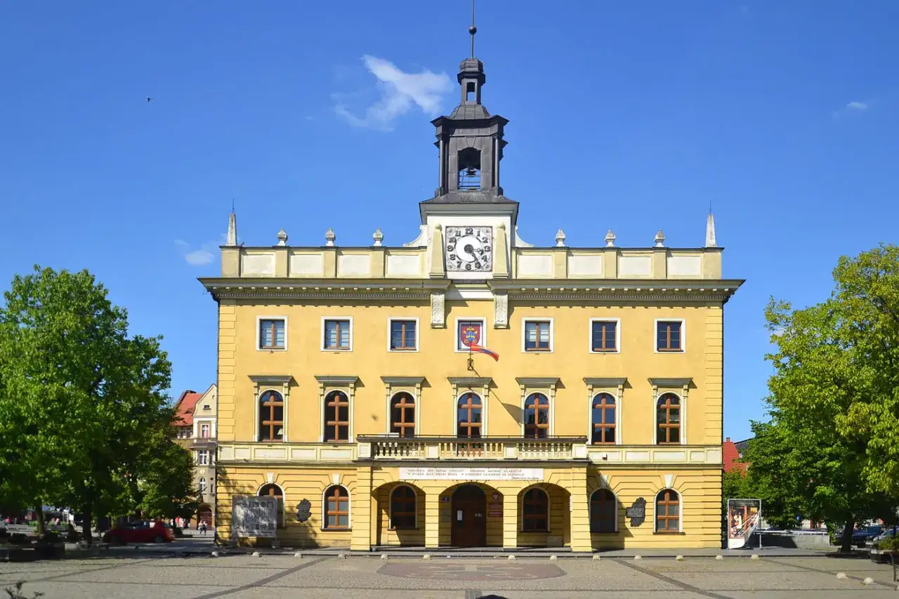Ostrów Wielkopolski Rynek Ratusz