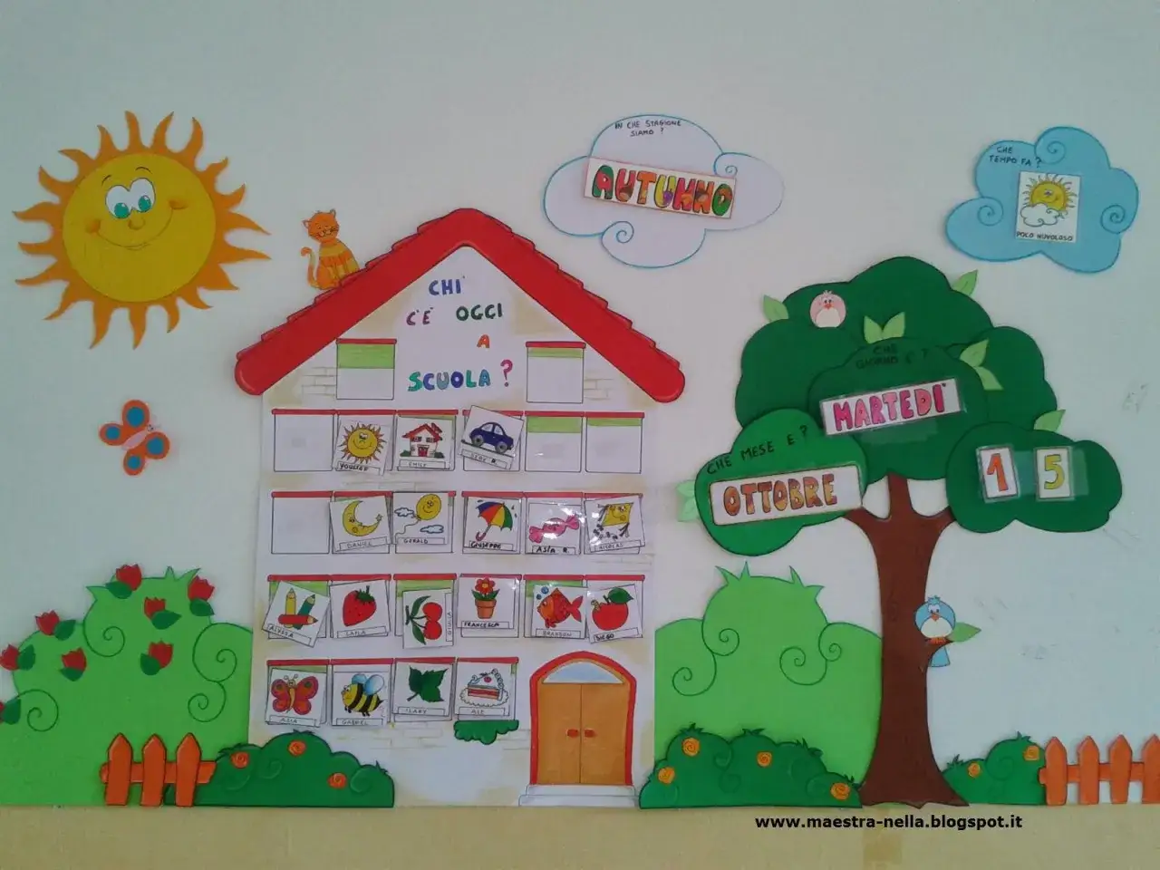 Un colorato calendario da costruire per la scuola primaria, con una casa che chiede 