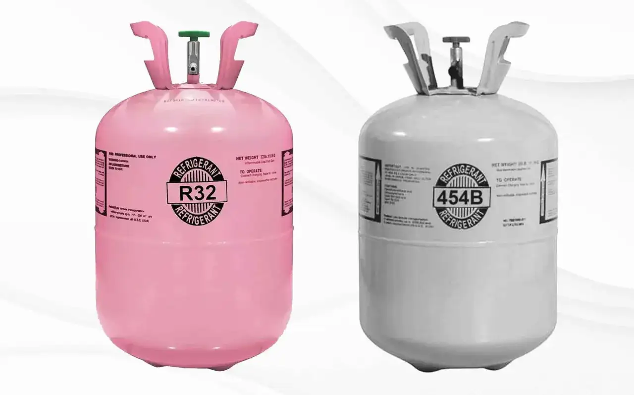 Dos cilindros de refrigerante, uno rosa R32 y otro gris 454B, ambos A2L, listos para su uso profesional.