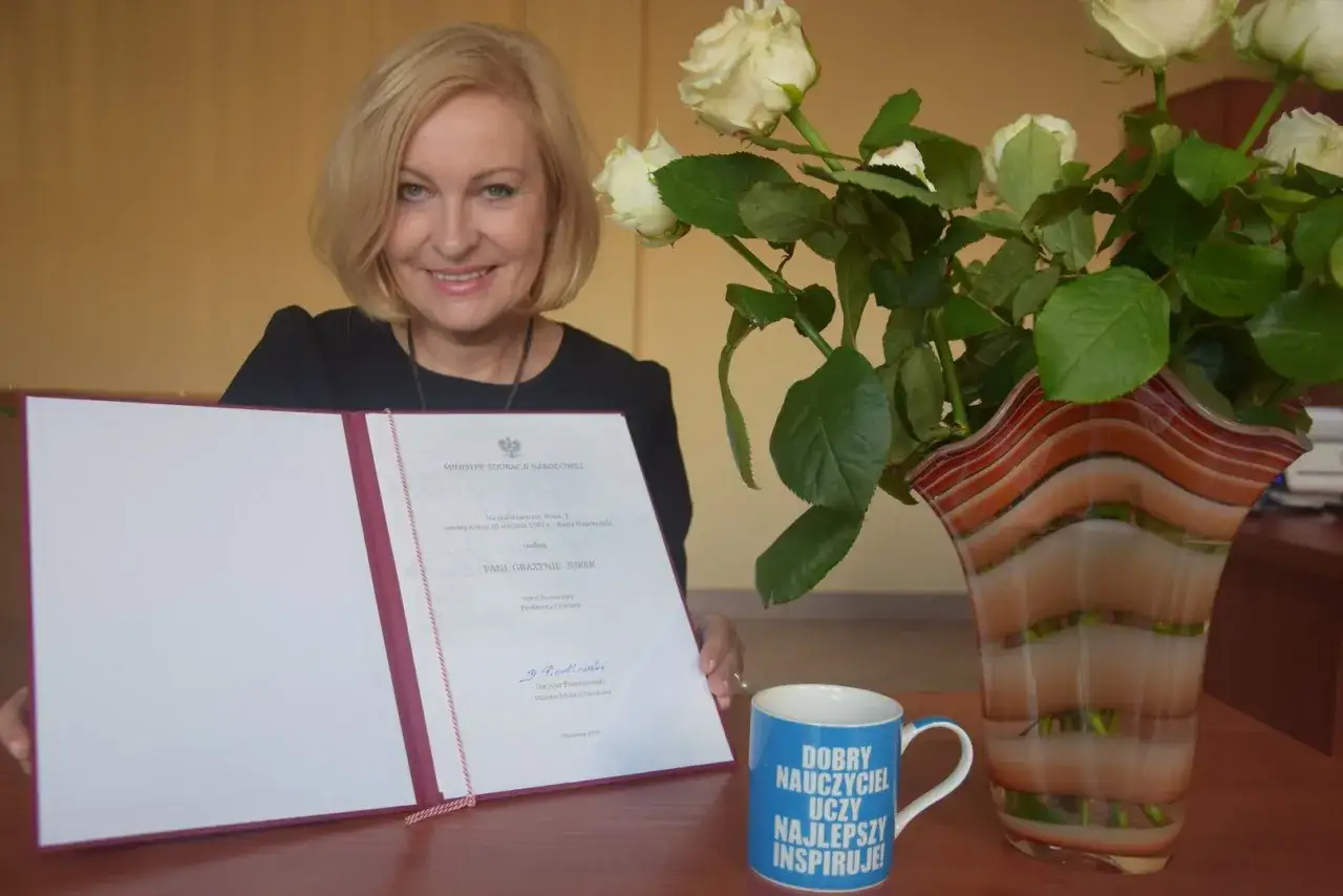 profesor oświaty dyplom certyfikat
