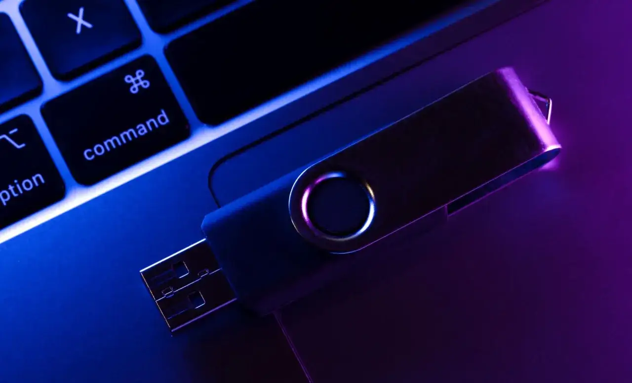 Zdjęcie Jaki pendrive do filmów - wybierz idealny model do przechowywania 4K