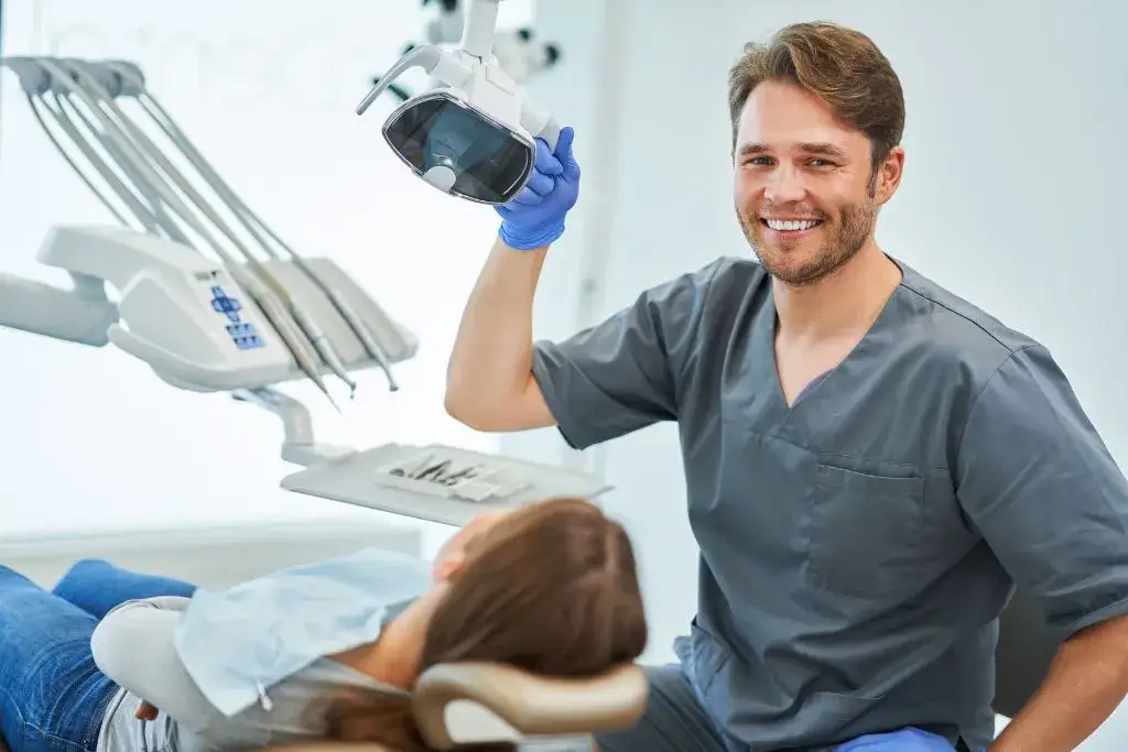 lekarz stomatolog i dentysta r&oacute;żnice