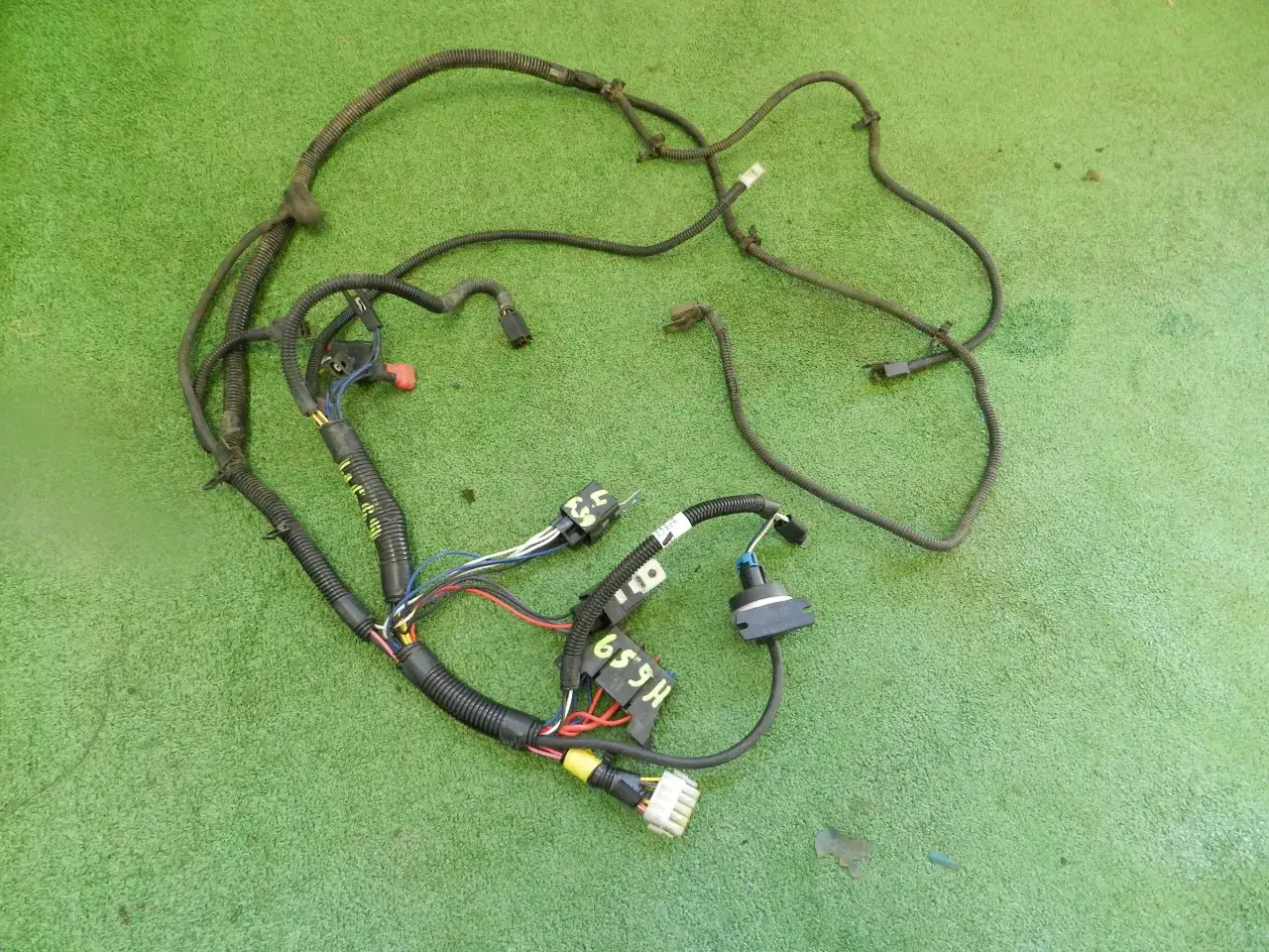 Uszkodzona wiązka elektryczna John Deere