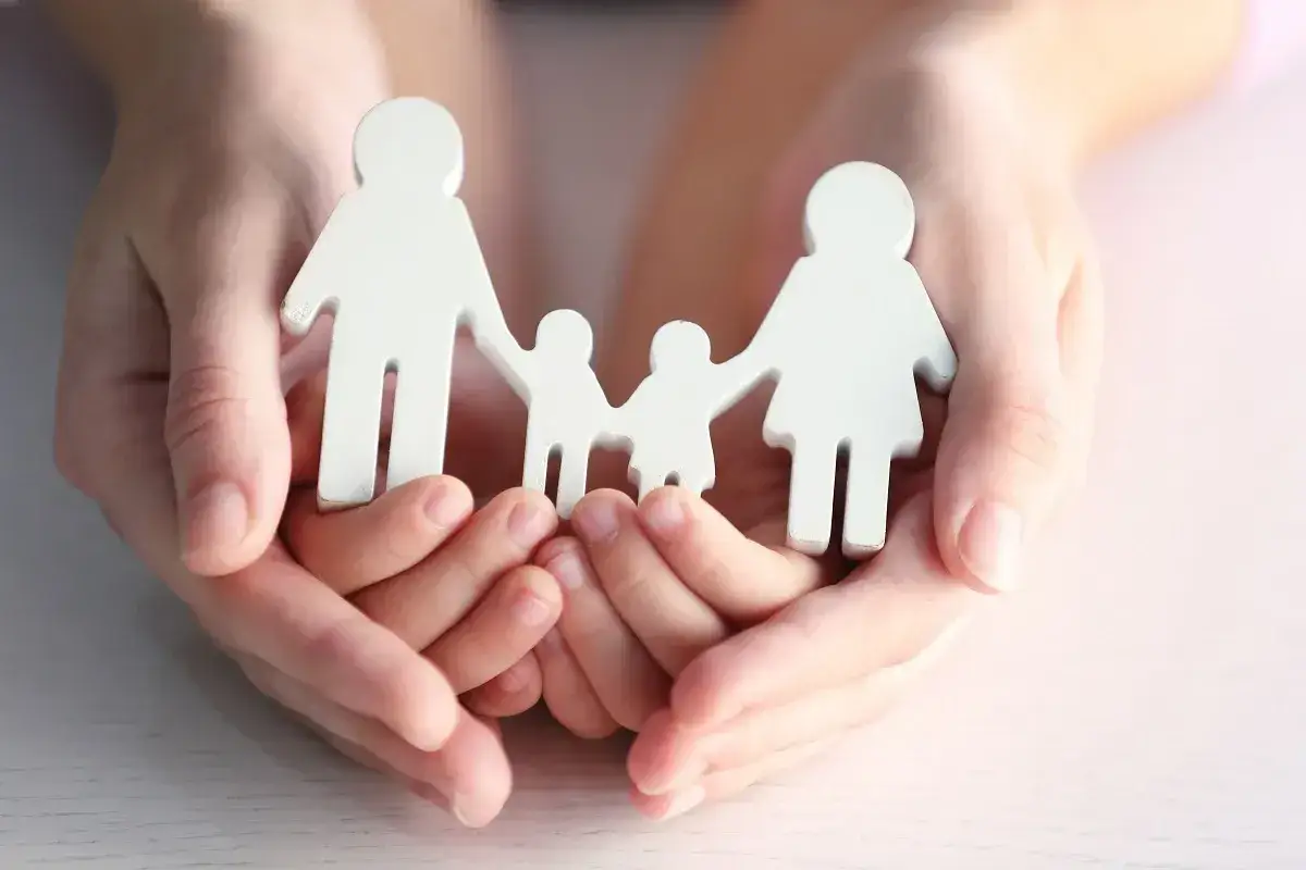Rodzice biologiczni i adopcyjni urlop okolicznościowy