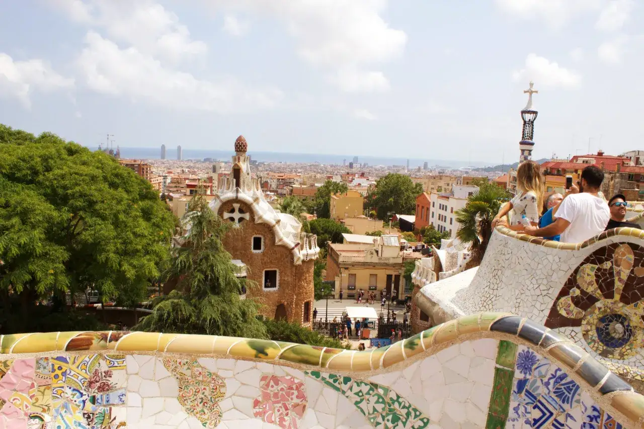 Praktyczne wskaz&oacute;wki Barcelona podr&oacute;ż
