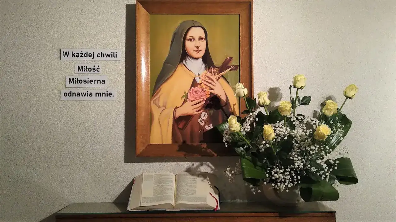 Obraz św. Teresy z Lisieux, z cytatem 