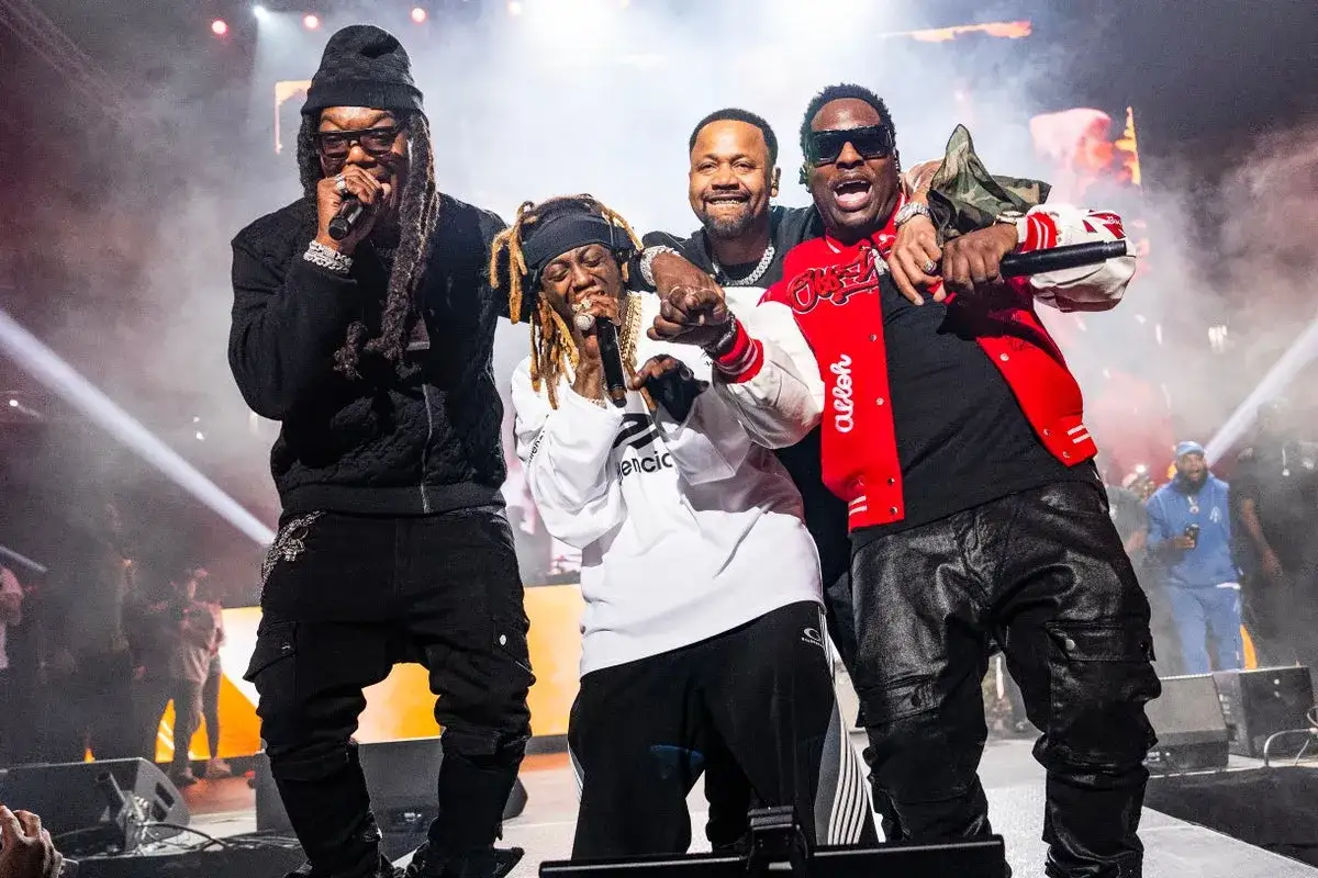 Vier Rapper auf der B&uuml;hne: Lil Wayne, 2 Chainz, Gucci Mane und Jeezy. Eine beeindruckende Rapper Namen Liste!