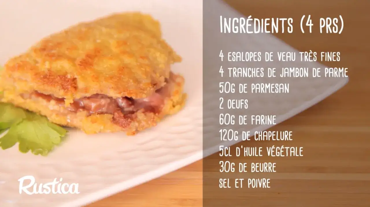 Un cordon bleu croustillant, garni de jambon et de parmesan, prêt à être dégusté. Les ingrédients pour le préparer sont listés à droite.