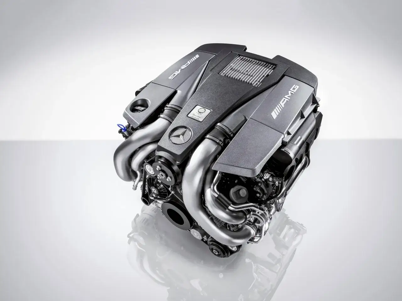 Mercedes M157 engine