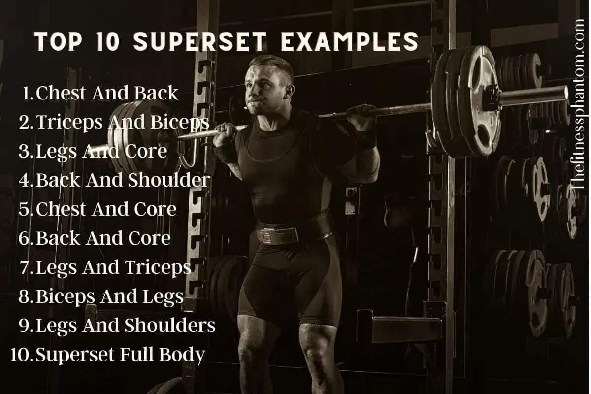 Un homme musclé porte une barre sur ses épaules, liste des exemples de superset musculation : poitrine/dos, triceps/biceps, jambes/abdos.