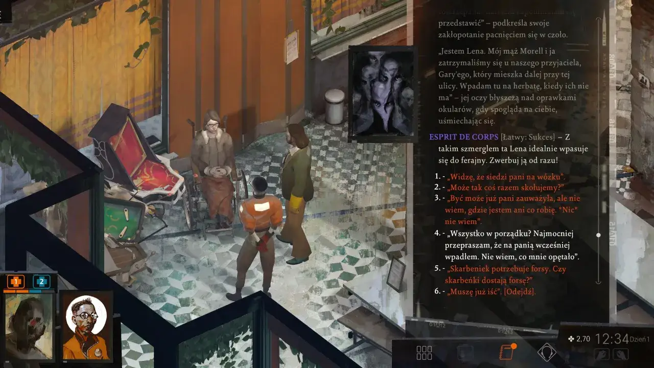 Gra Disco Elysium spolszczenie. Lena siedzi na w&oacute;zku, rozmawia z graczem.