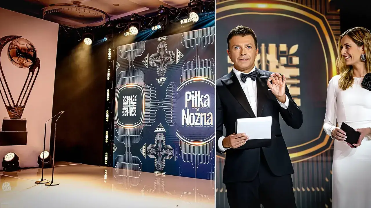 Gala Piłki Nożnej: prowadzący w eleganckich strojach, na scenie puchar i ekran z grafiką.