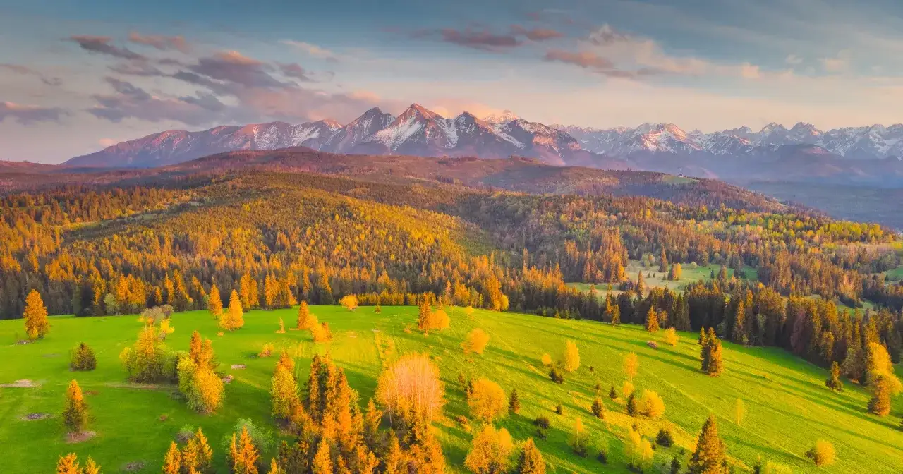 Beskid Niski cerkiew jesienią