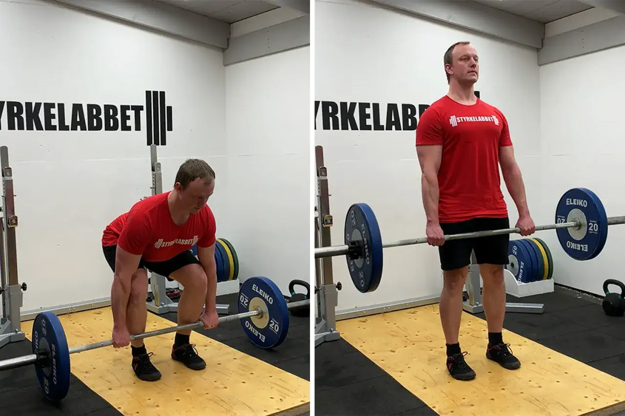 Man utför marklyft i gym. Bilden visar startpositionen och slutpositionen för en repetition i ett marklyft program.