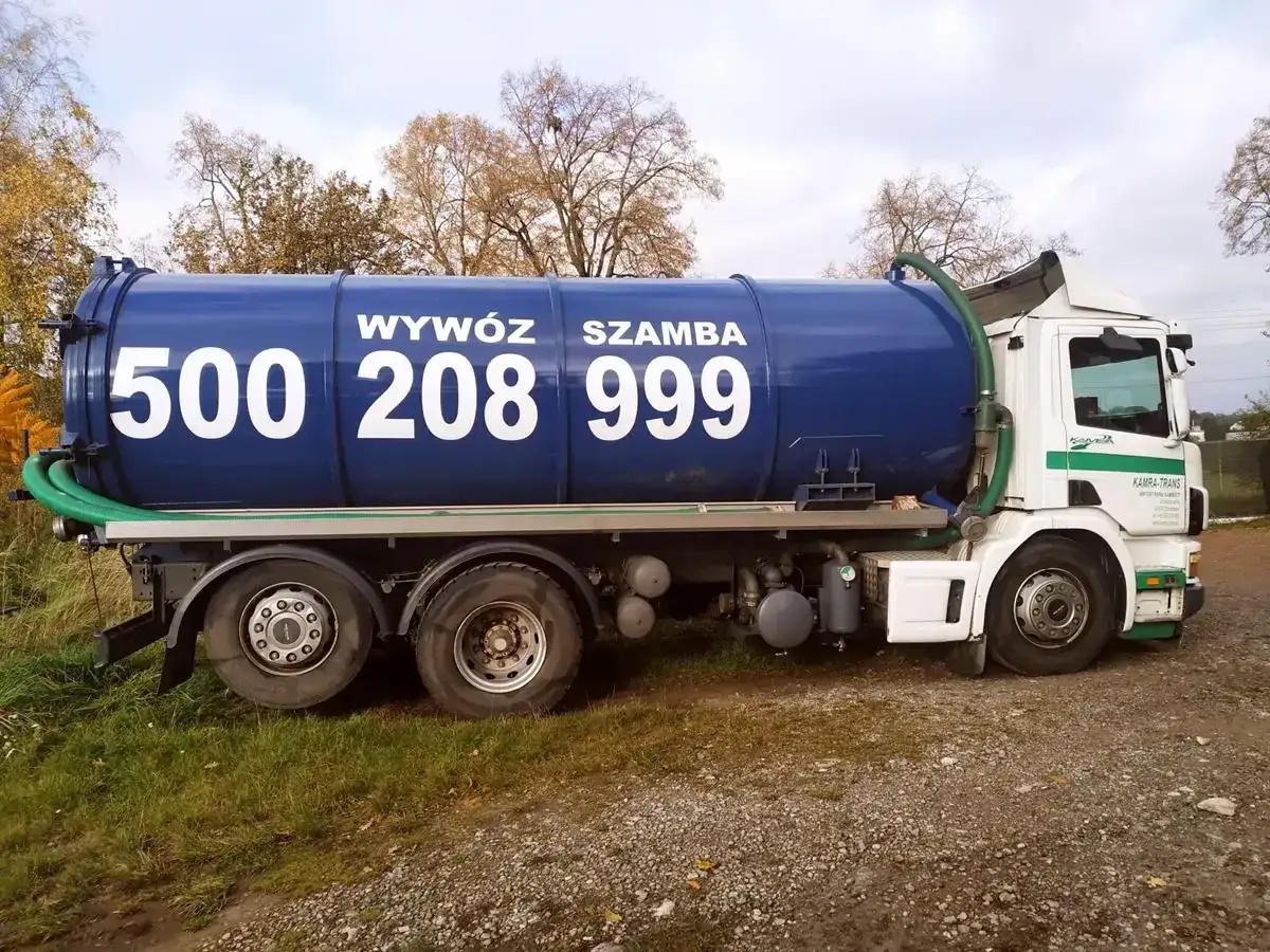 Ciężarówka do wywozu szamba z numerem telefonu 500 208 999. Sprawdź nasz wywóz szamba cennik i zadbaj o czystość.