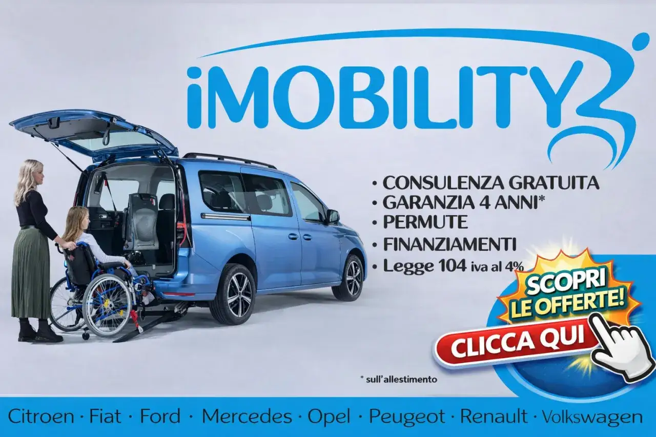Veicolo accessibile per disabilità motoria esempi: donna aiuta ragazza in carrozzina a salire su un furgone. Offerte speciali e finanziamenti.