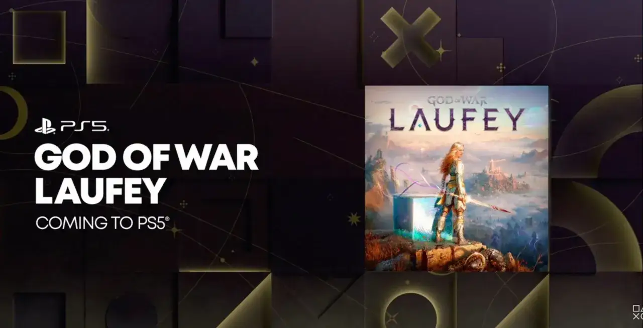 Laufey, protagonista del nuovo God of War, si erge su un dirupo con una spada insanguinata, pronta per una nuova avventura su PS5.