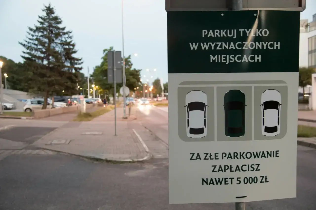 Znak informuje: 