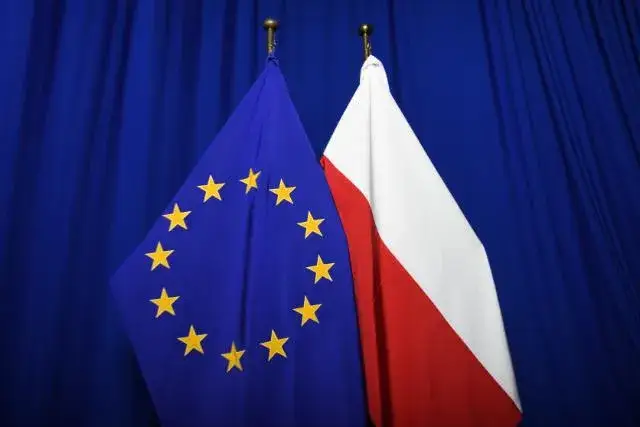 flaga Polski i UE, suwerenność, eurosceptycyzm