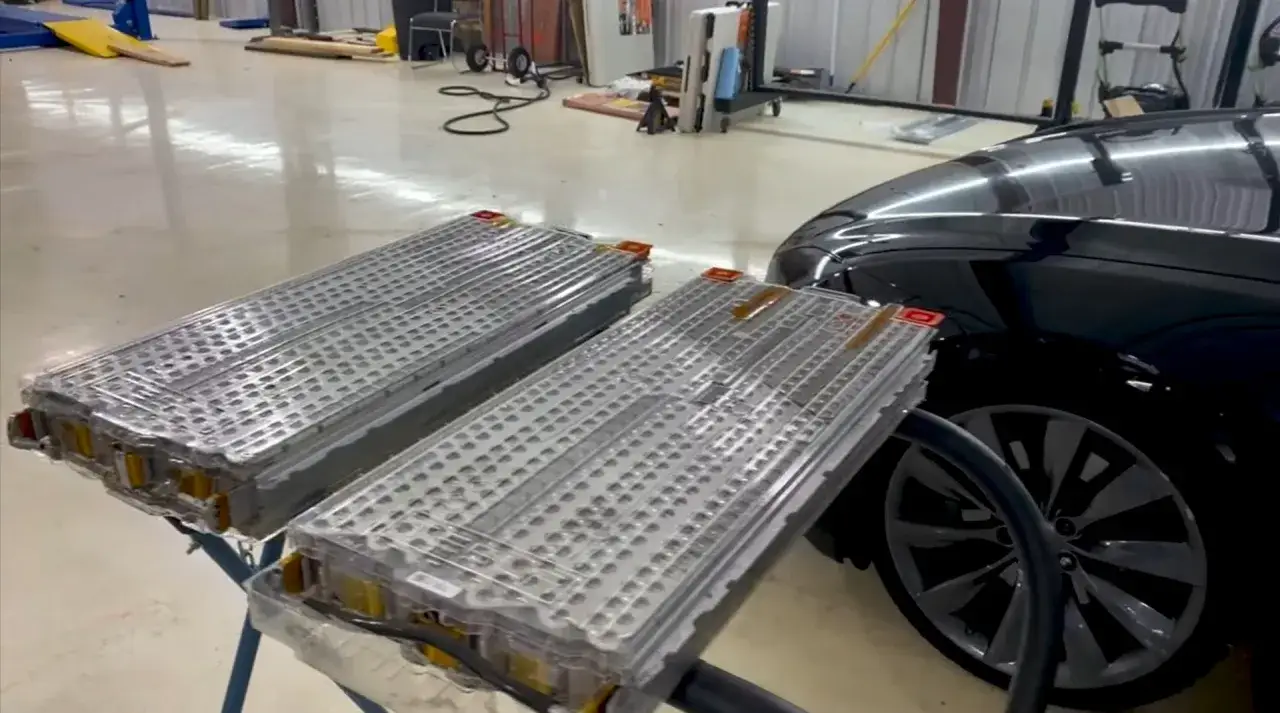 regeneracja baterii tesla