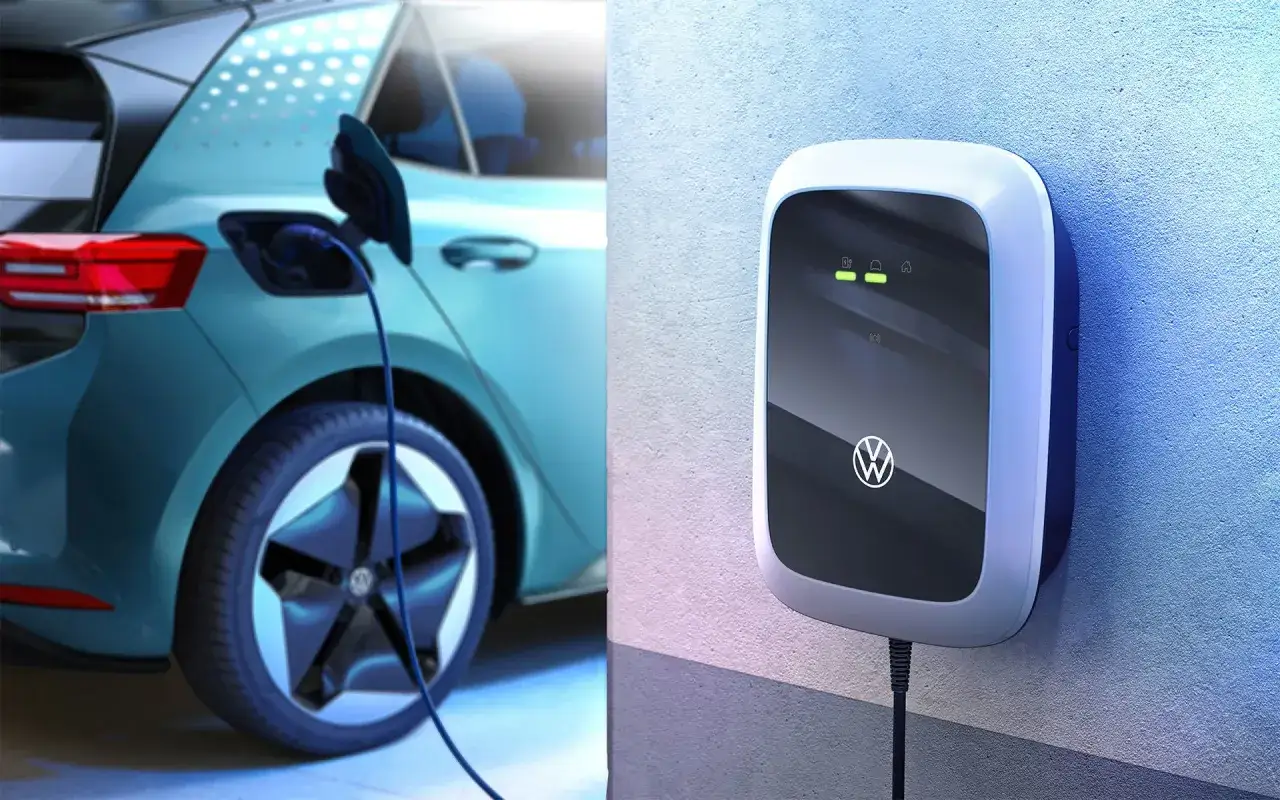 Ładowanie VW ID.4, by cieszyć się jego imponującym zasięgiem. Elektryczna przyszłość jest na wyciągnięcie ręki.