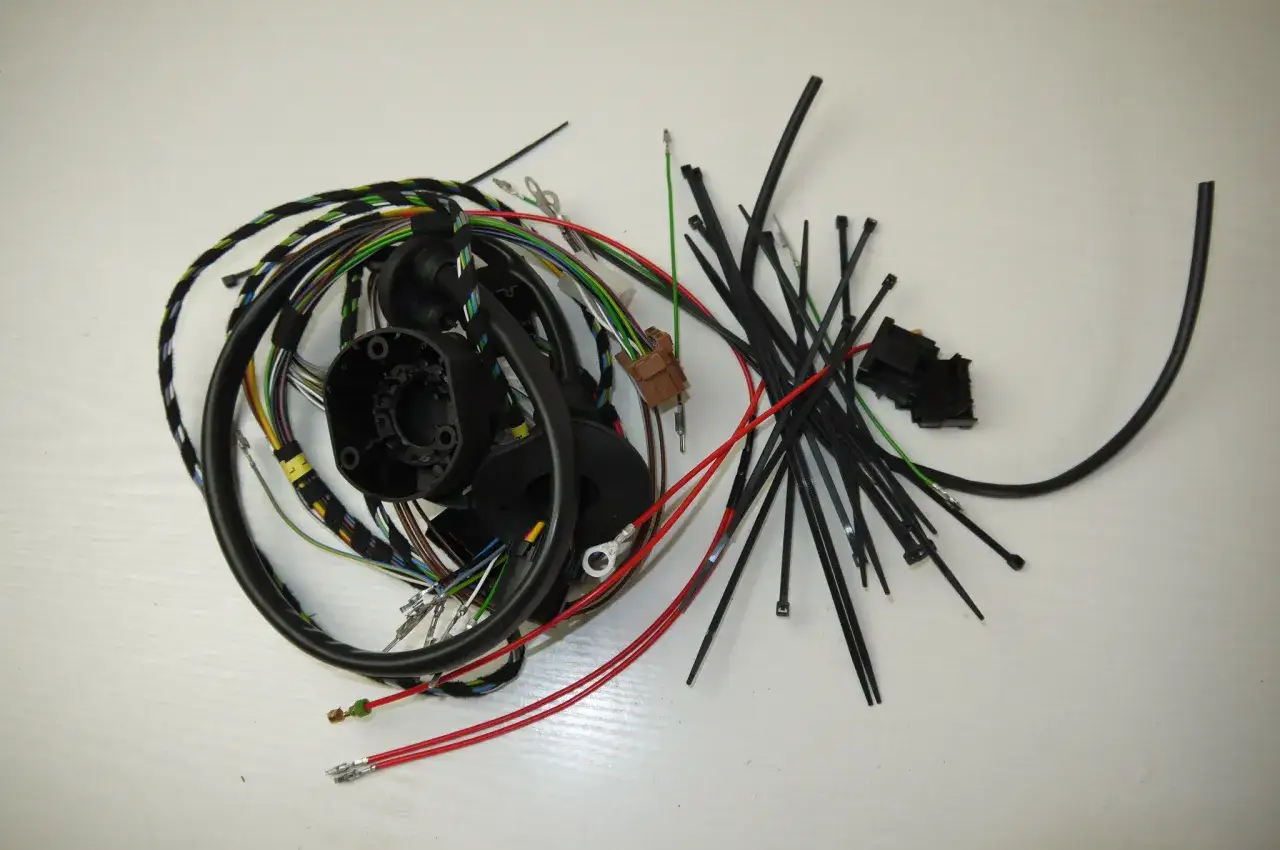 Wilipidemia wiązka elektryczna do haka Astra H, złączki i opaski zaciskowe.