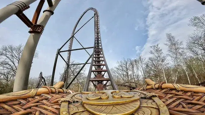 Montagne russe Toutatis Parc Ast&eacute;rix