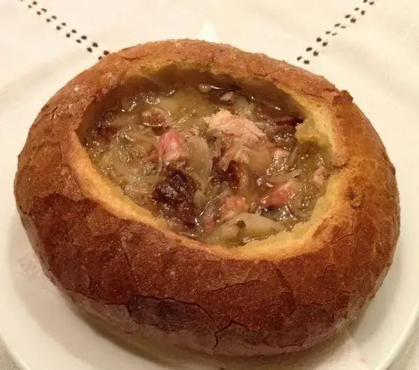 kwaśnica karkonoska żurek w chlebie