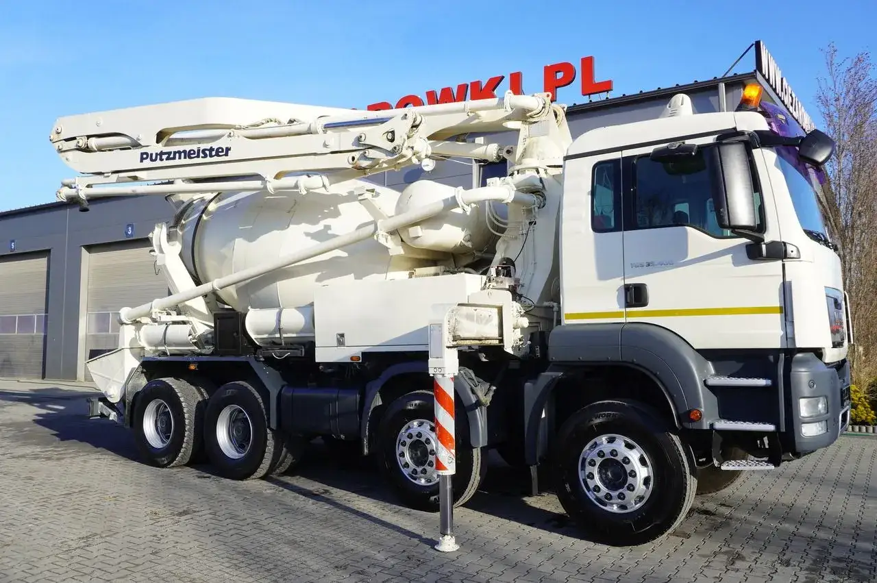 Beton B25 cena za m3 - biała gruszka Putzmeister gotowa do pracy.