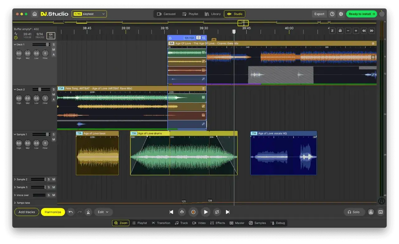 DJ.Studio-Oberfl&auml;che mit mehreren Spuren, die auf eine Musikproduktion mit rekordbox 7 hindeuten. Wellenformen und Regler sind sichtbar.