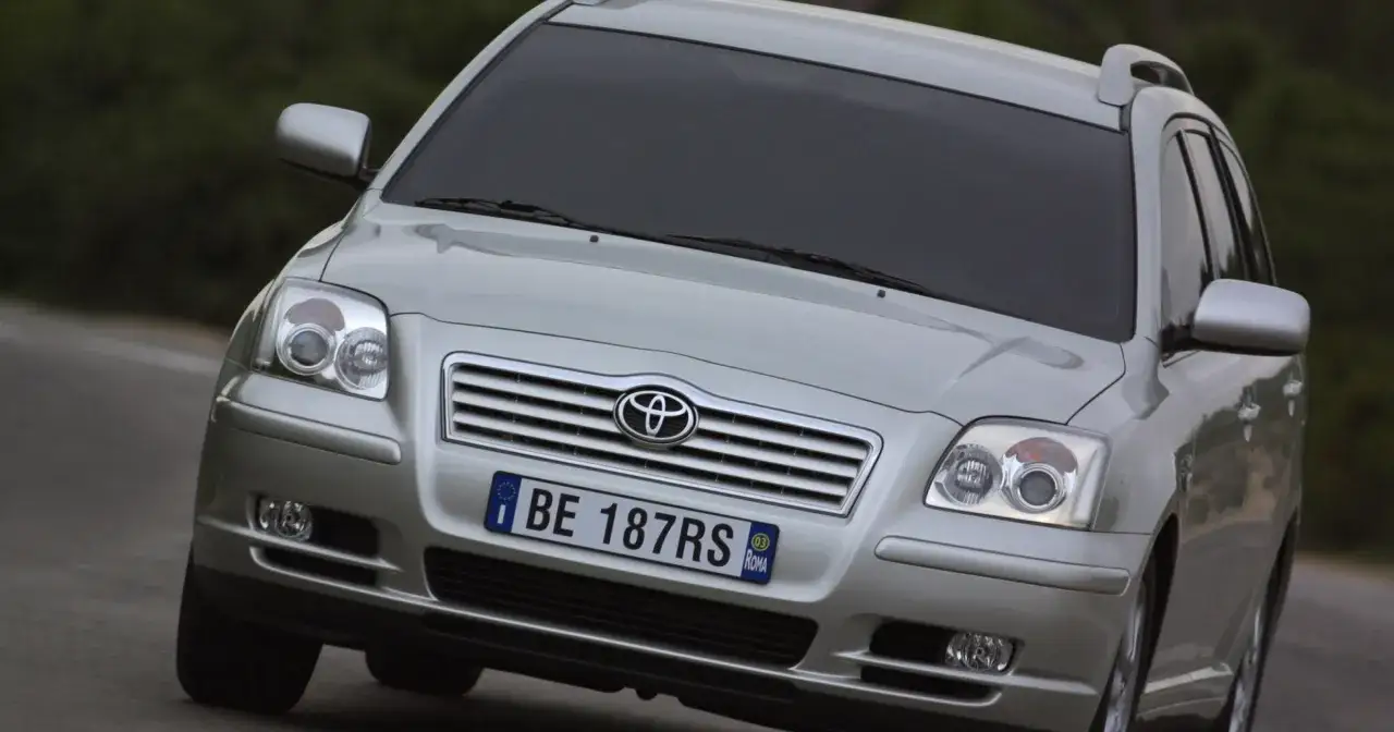 Toyota Avensis T25 kombi w trasie