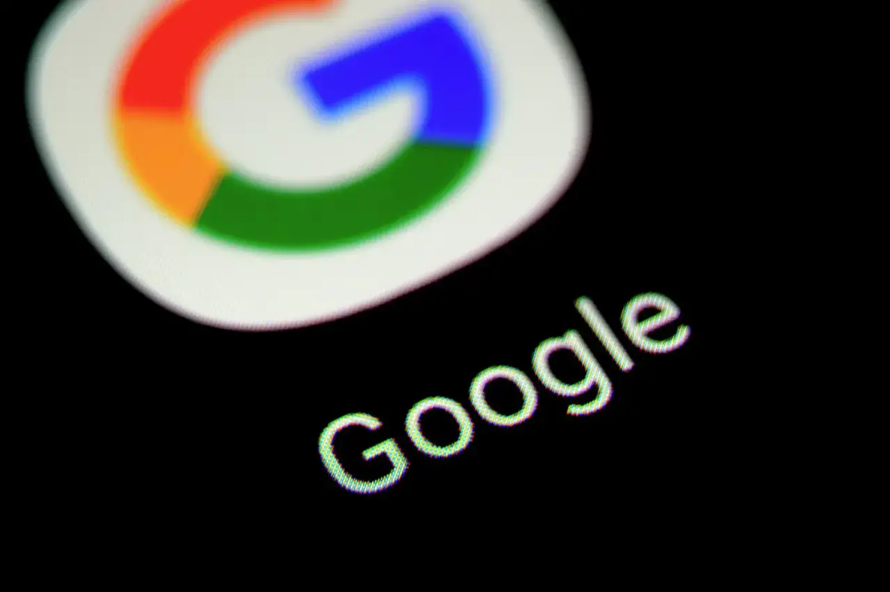 Logo Google i napis 