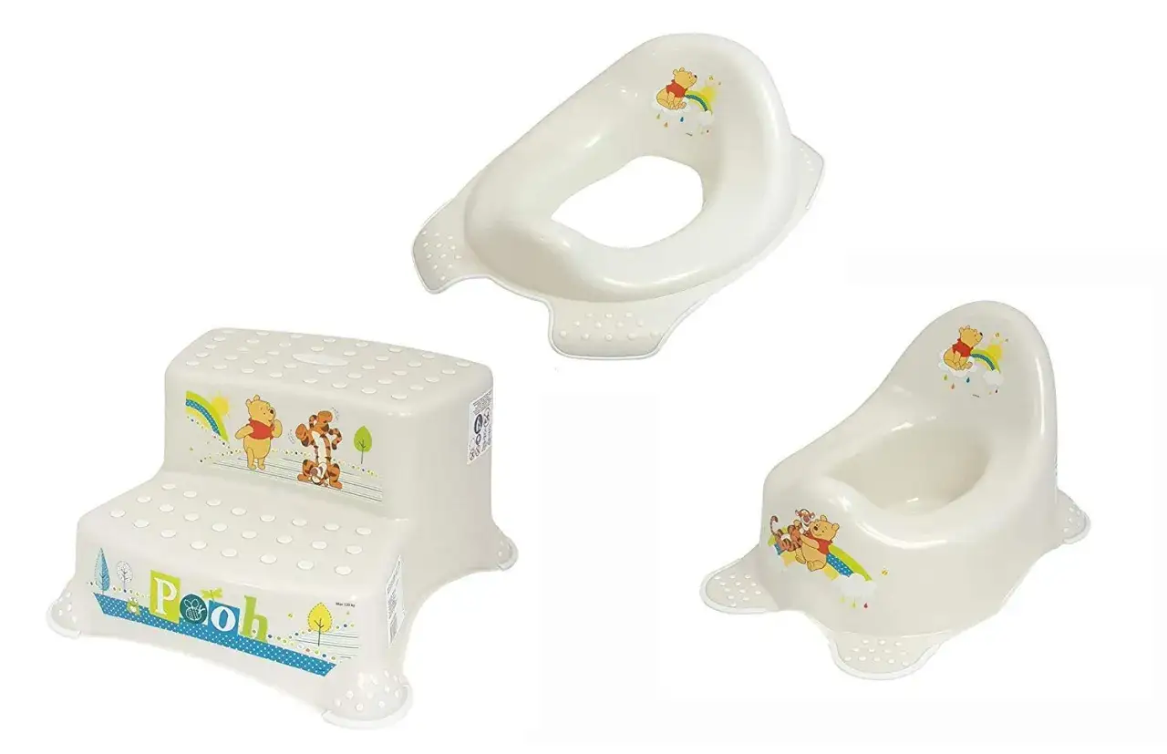 Kindgerechte Töpfchen und Tritthocker mit Winnie Puuh-Motiv. Nützliche Helfer für die ersten trocken werden tipps.