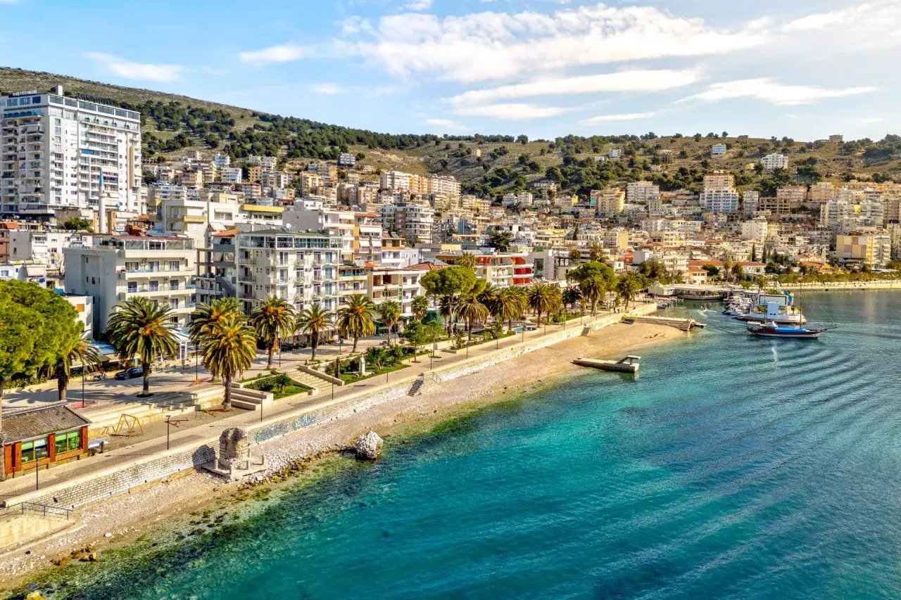 Wlora Albania panorama morze jońskie adriatyckie