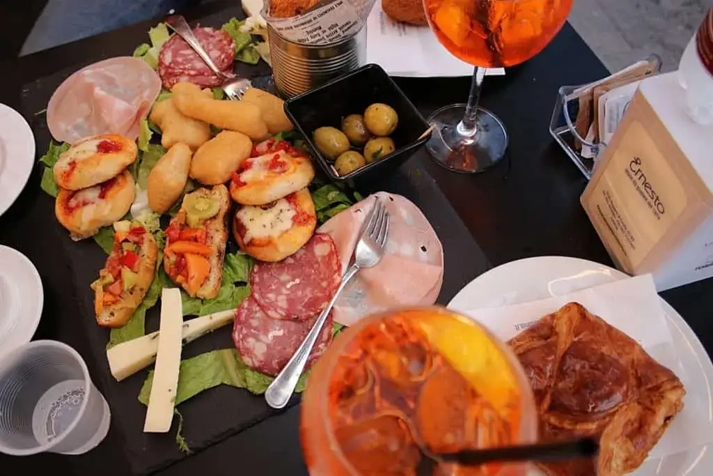 Zdjęcie Gdzie zjeść w Katanii? Odkryj najlepsze restauracje i smaki Sycylijskie