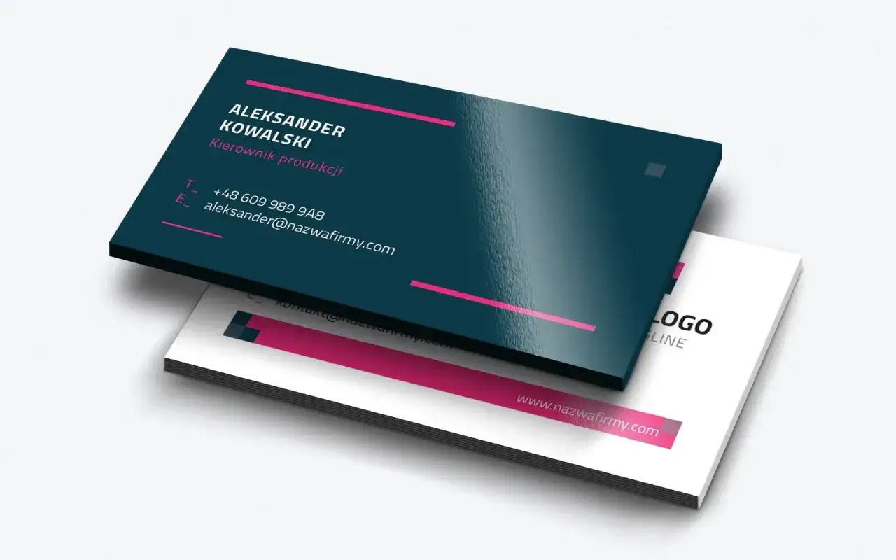 Elegancka wizyt&oacute;wka z danymi kontaktowymi: Aleksander Kowalski, Kierownik produkcji, tel. +48 609 989 9A8, e-mail: aleksander@nazwafirmy.com. Dowiedz się, jak zrobić opis.