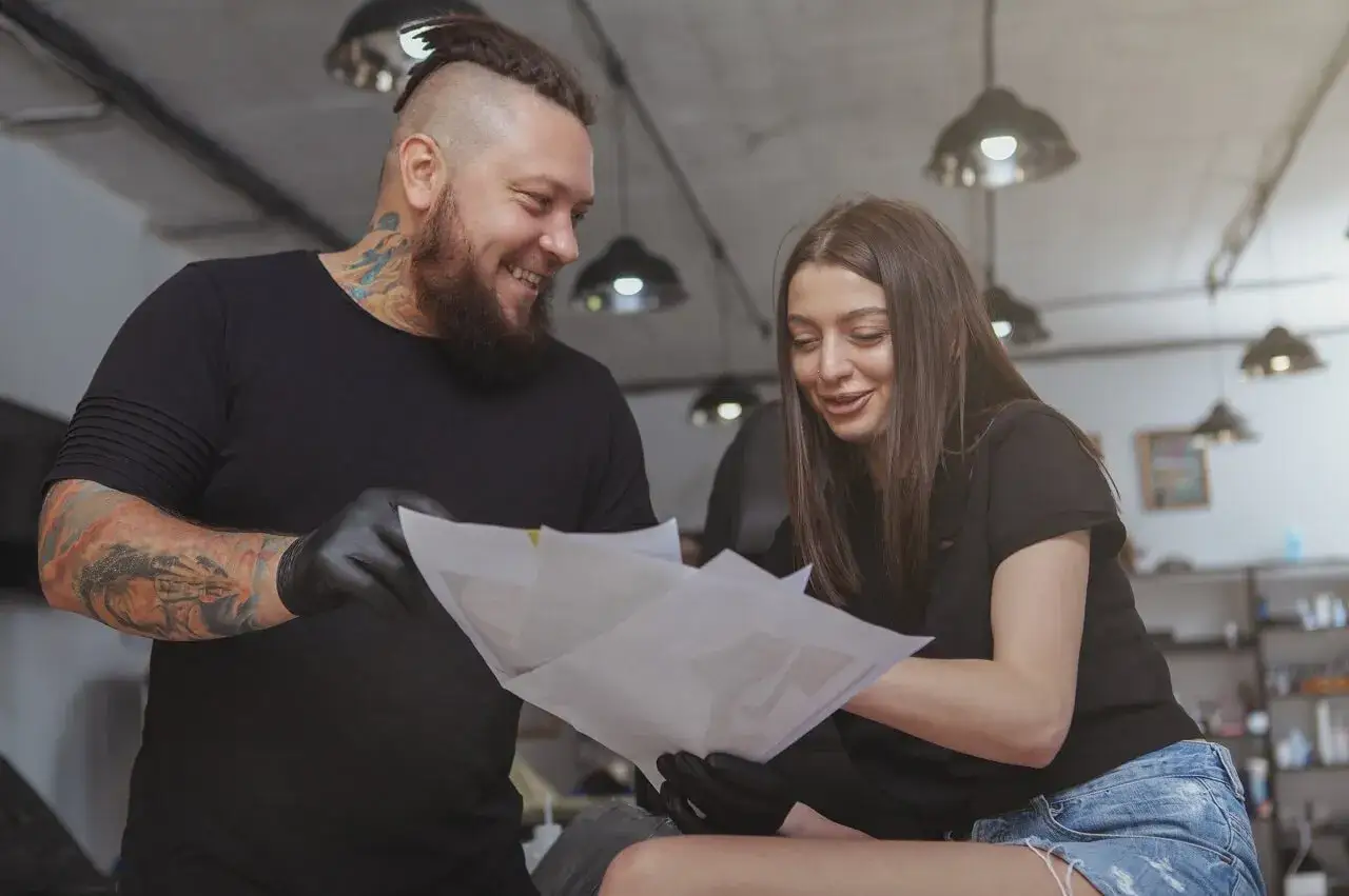 Tatuaż jako forma autoekspresji i lustro duszy