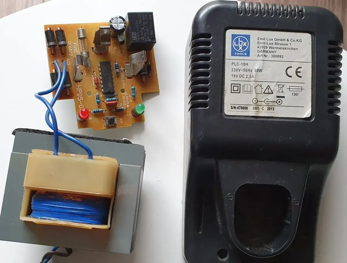 Uszkodzony sprzęt elektroniczny po podłączeniu do złego napięcia