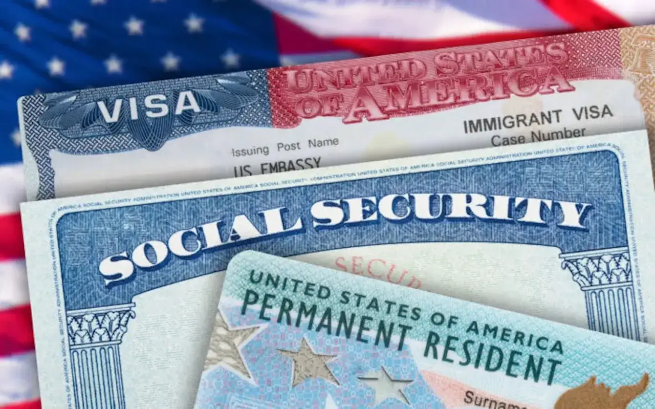 Karta stałego pobytu USA, wiza i Social Security. Dokumenty potrzebne do legalnego życia i pracy w Stanach Zjednoczonych.