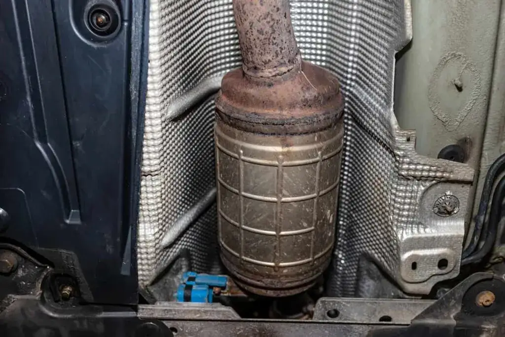 Zdjęcie Czy wycięcie DPF jest legalne? Poznaj ryzyko i konsekwencje