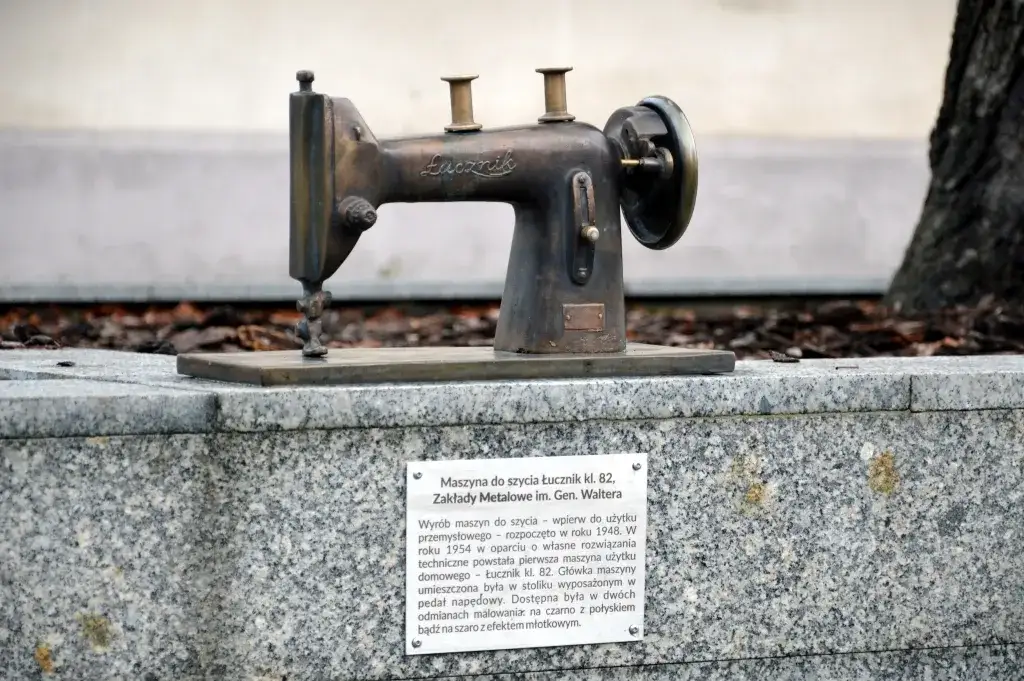 Przemysłowe Symbole Radomia maszyna do szycia