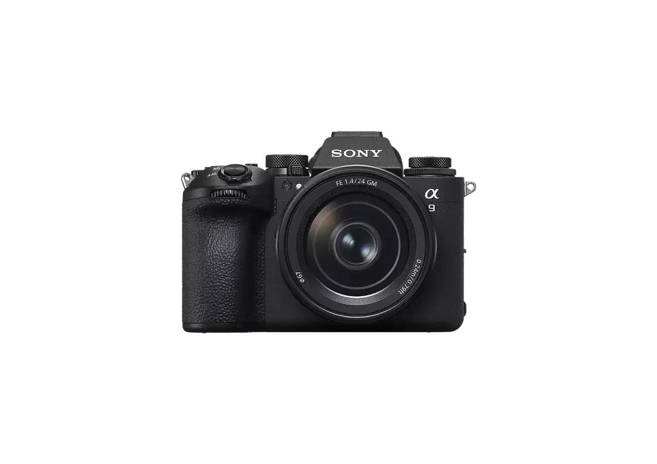 Sony Alpha 9 III, una fotocamera mirrorless nera con obiettivo FE 1.4/24 GM.