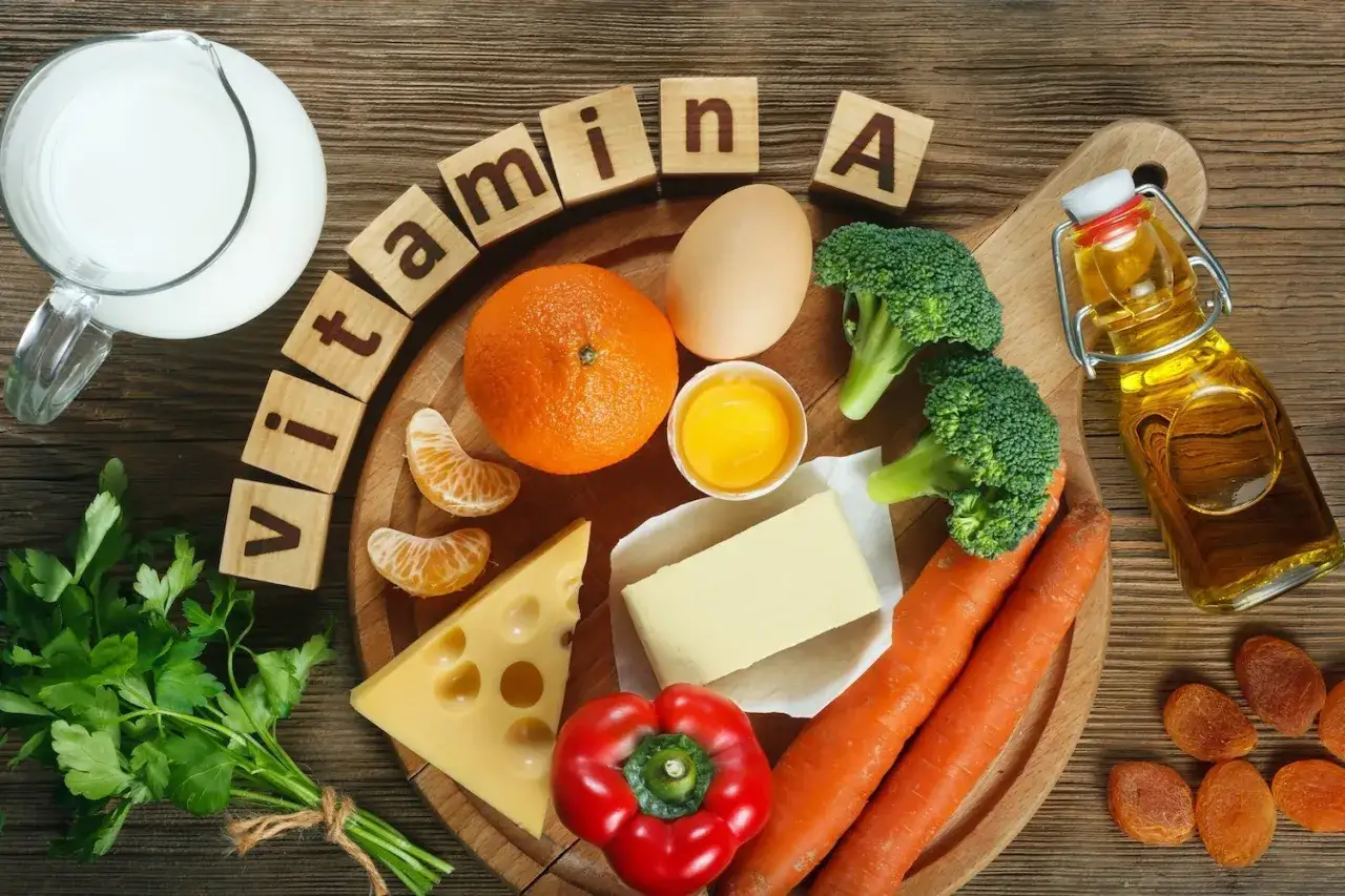 Vitamine A-reiche Lebensmittel wie Karotten, Brokkoli und Eier unterst&uuml;tzen die wundheilung.
